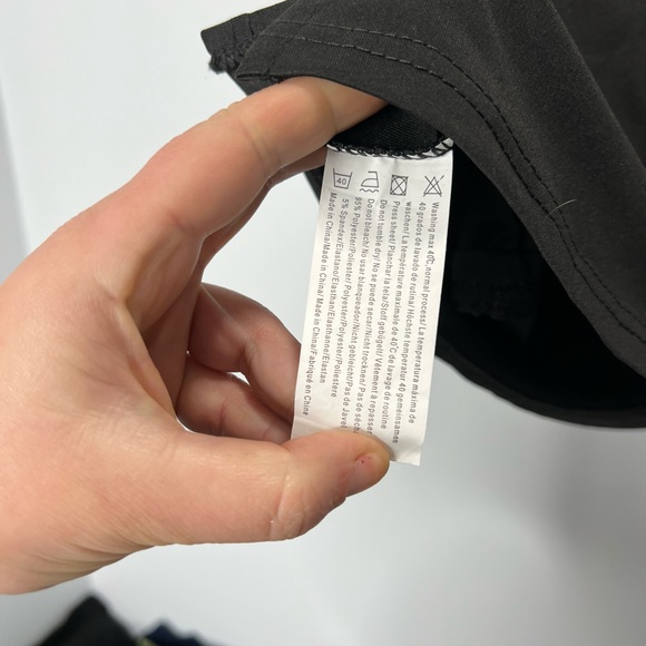 Classic black nwt mini skort w build in shorts - Picture 4 of 4